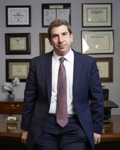 Joshua H. Haffner - Fundador y Abogado Principal